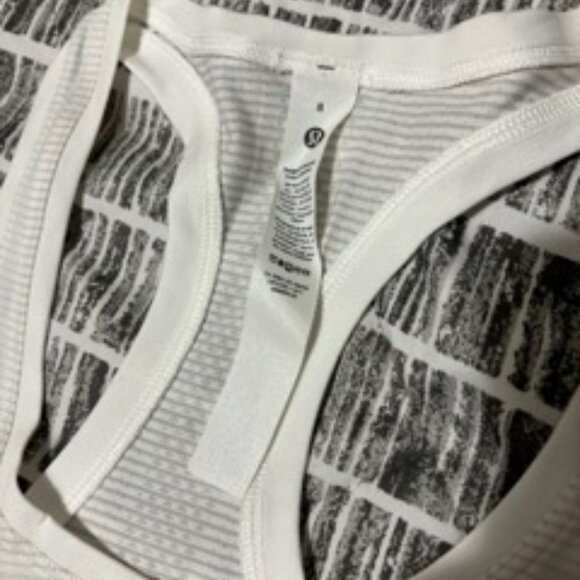 Lululemon Swiftly Tech Racerback Tank Top 2.0 - Picture 2 of 3